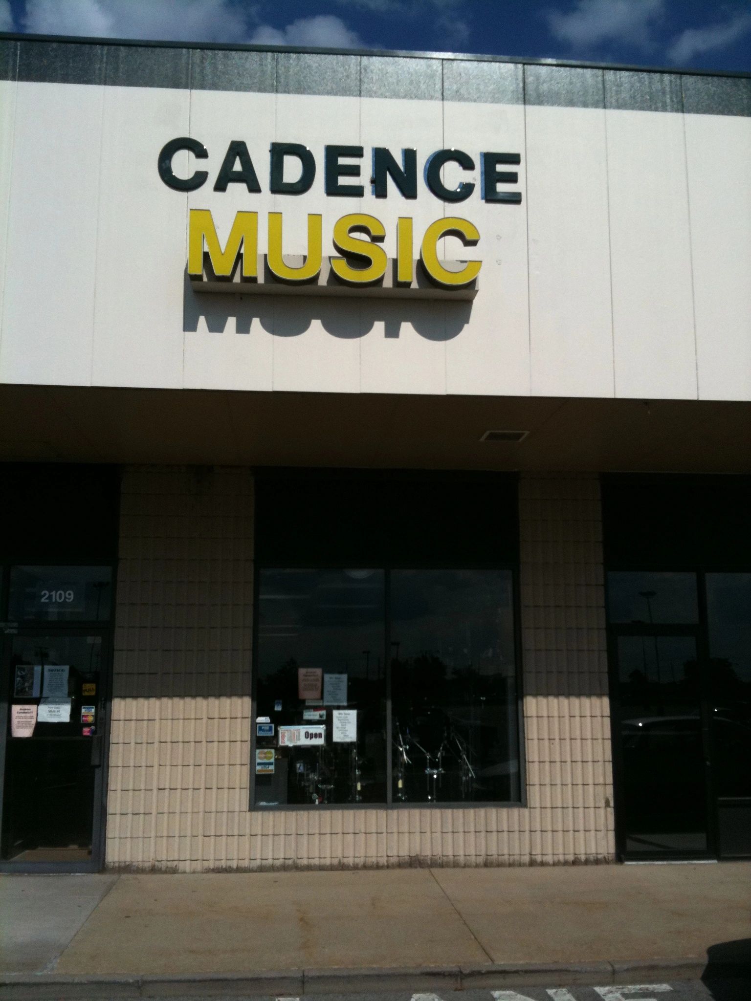 Cadence Drums Drums, Music