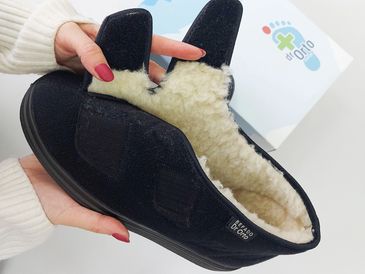 PodMED Proszowice u nas znajdziecie komfortowe i wygodne obuwie dla seniorów