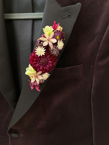 lapel piece
boutonniere
pocket boutonniere
lgbtq wedding
gay wedding
lesbian wedding
queer wedding