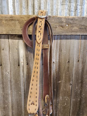 Custom single ear bridle with buck stitch