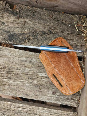 Custom castrating knife