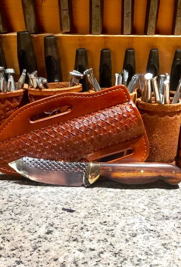 Custom knife & sheath