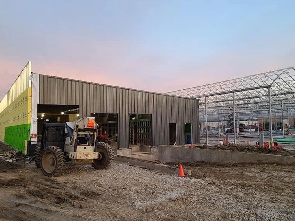 Canoyer Greenhouse - Urbandale