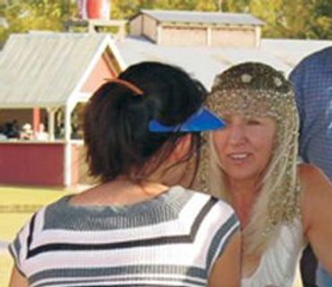 Individual readings at the Ariline's company picnic