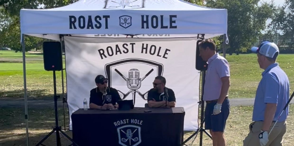 Roast Hole Heckling Golfers in Dallas