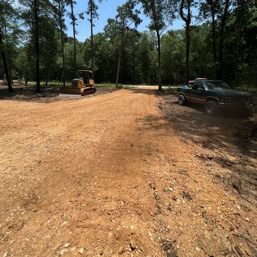 Oil pad 
Dirt work
House pad
Professional 
Dozer
Clearing
Mulch dirt rock house land truck