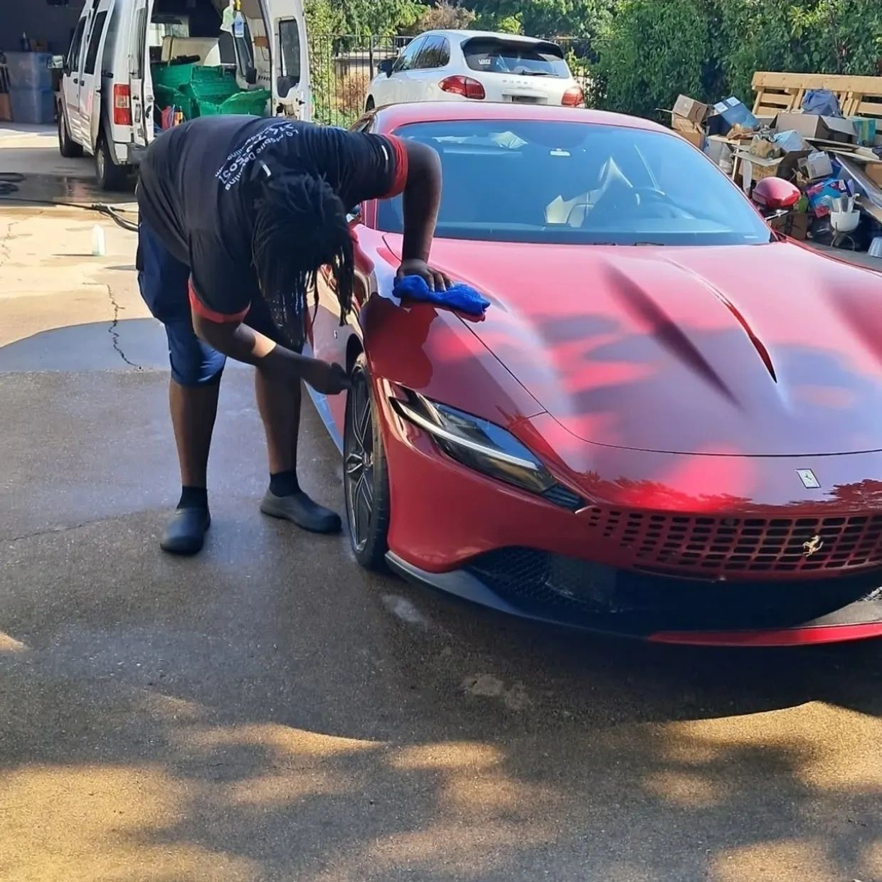 red lambo wash by lg mobile detailing