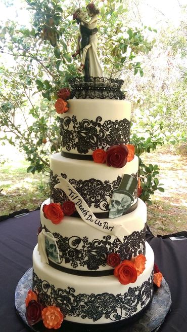 Til death do us part, black lace wedding cake