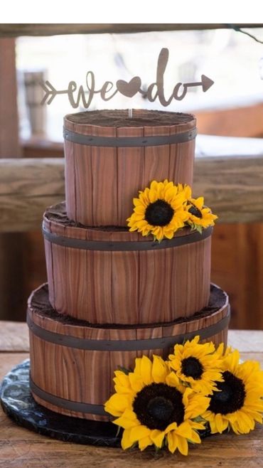 Barrel, rustic, flower, barn, sunflower wedding cake