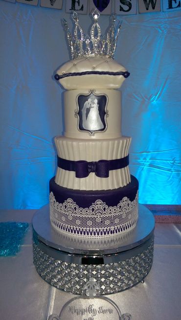 Cinderela, purple, lace, princess wedding cake