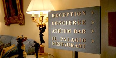 eskitme, yönlendirme sistemleri, özel tasarım tabela,