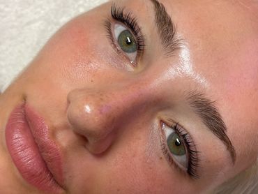 Lash Lift and Tint