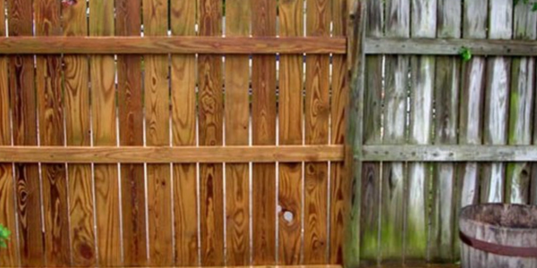 Clean dirty fence restore wood