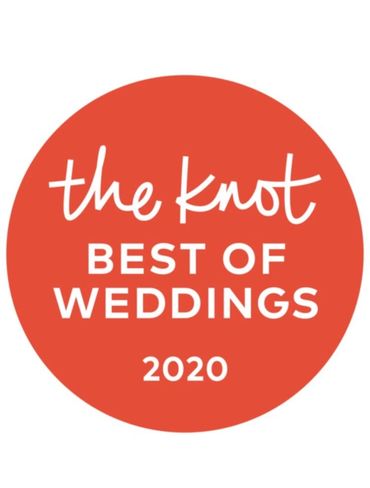 an award from the knot for best of weddings 2020