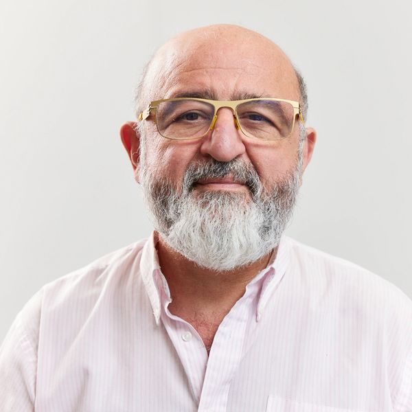 Harry Lambrou, Director of VisCat