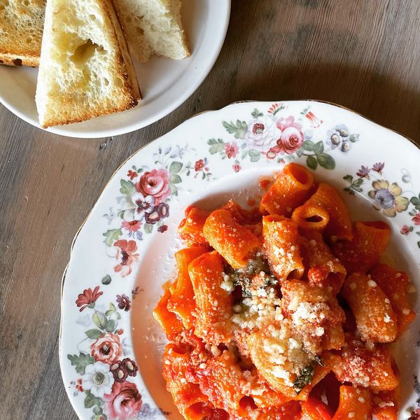 Pomodoro Pasta with fresh Focaccia Bread