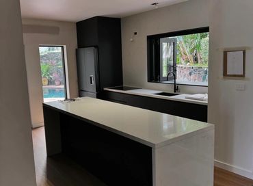 Kitchen designed and fitted by leading kitchen and cabinetry company, Kitchens for Living