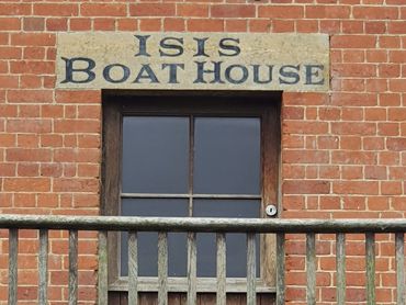 Isis Boat House, River Isis (Thames), Oxford, UK
