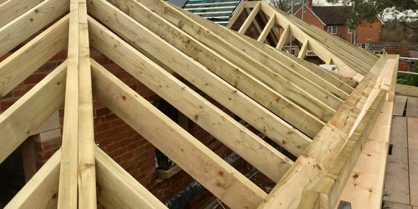 Timber Frame roof by Yates Carpentry Ltd