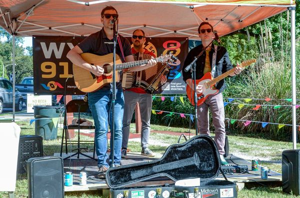 With Jeff Hulett and Jacob Church at the Vollintine-Evergreen Art Walk, 2022.