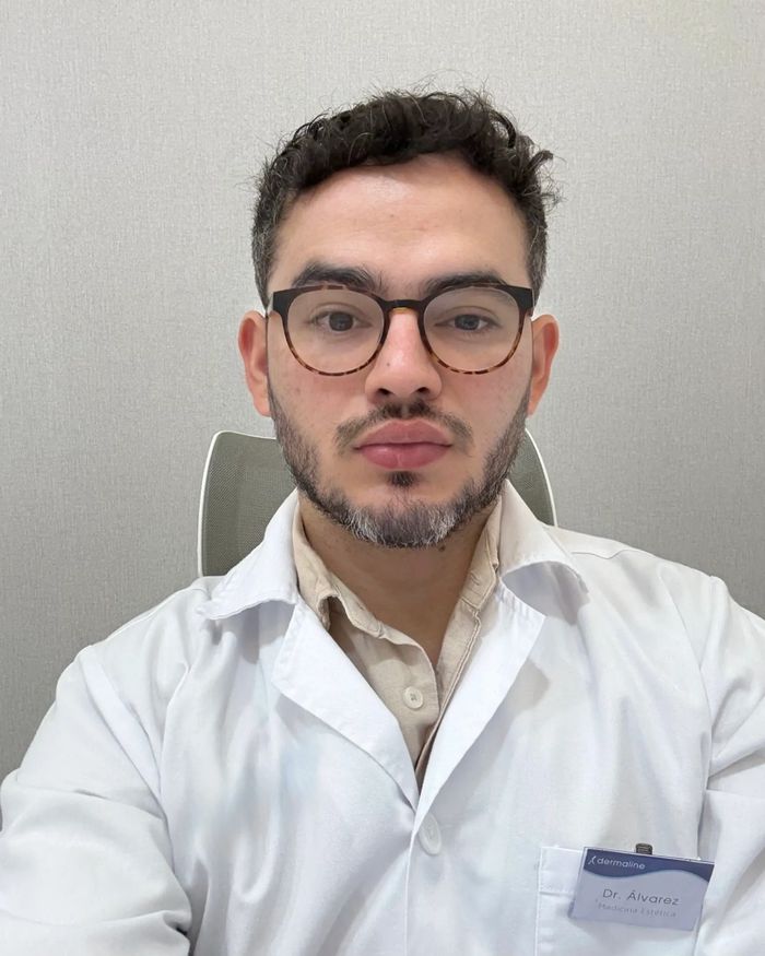Médico Dr. José Alvarez, médico estético, antienvejecimiento y nutrición.
