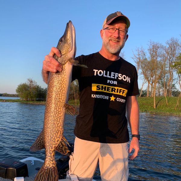 30" Monson Lake Pike