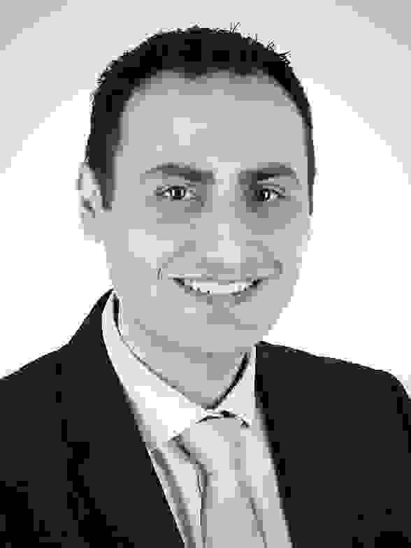 Mr Jawad Sultan, Consultant Orthopaedic Knee Surgeon