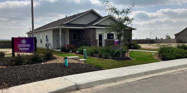 NEW HOMES FOR SALE IN NEW BRAUNFELS SEGUIN TX HWY 46 NEWLY CONSTRUCTED PROPERTIES