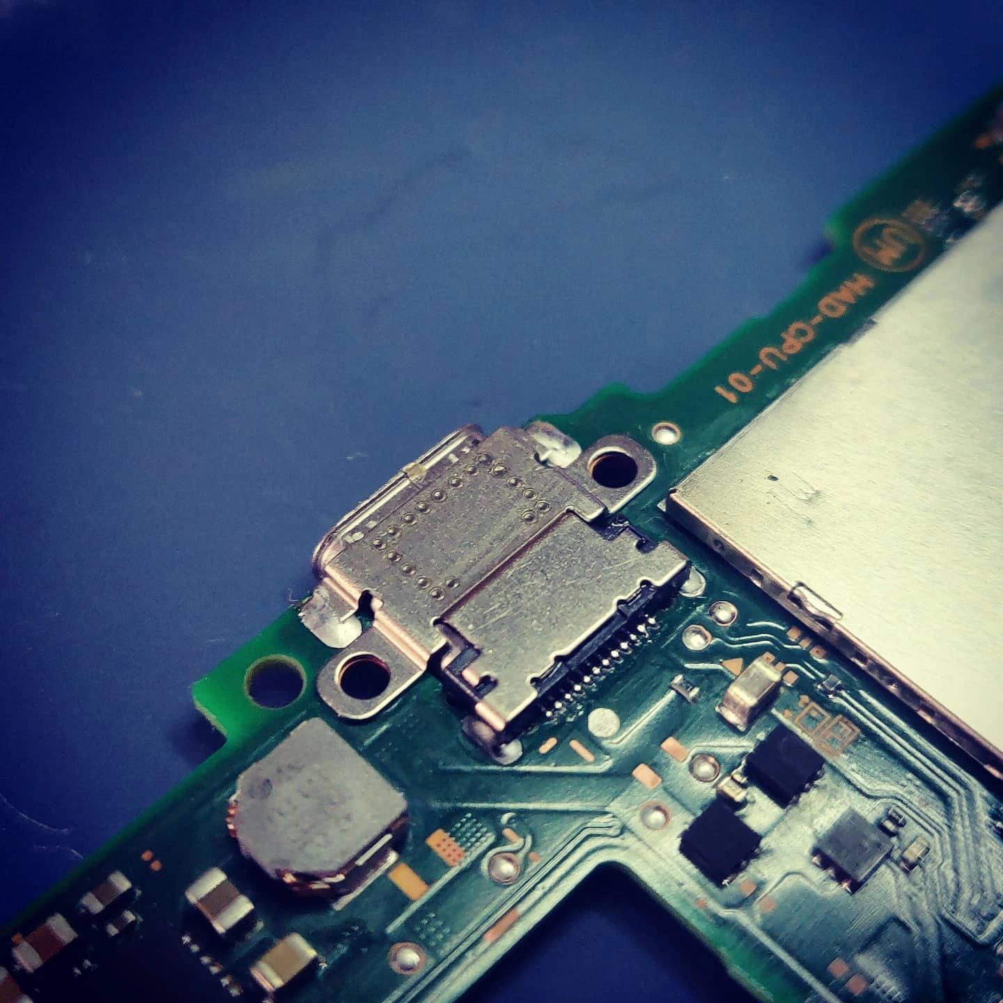 SWITCH CHARGING PORT REPAIR
