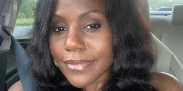 Tianeshia Ridley, author of Brew & Clue β cozy stories brewed with books, coffee, and charm.