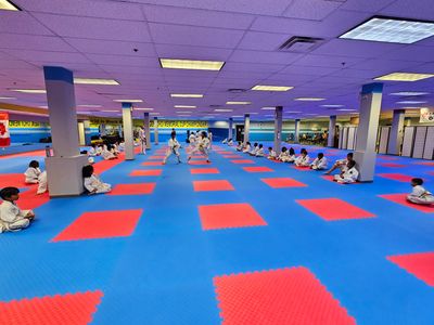 Cunningham Taekwondo martial arts students in after-school training session.