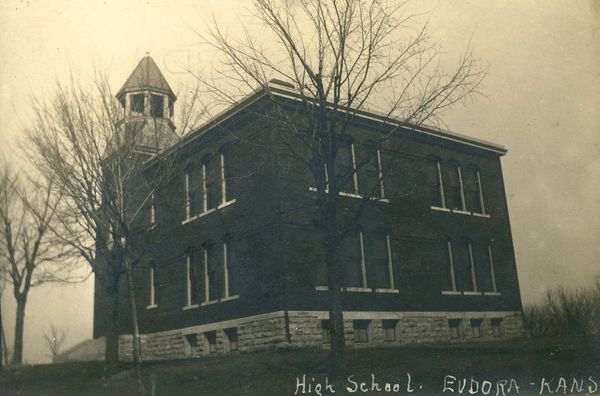 1903 school in Eudora