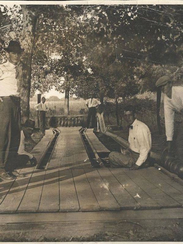 Bowlers at mineral springs