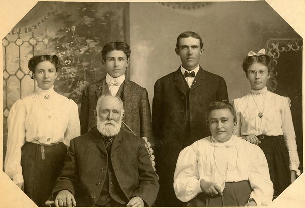 Hagenbuch family, 1905
