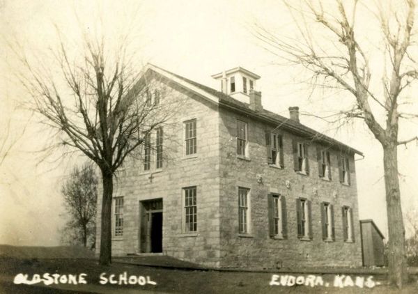 1866 school in Eudora