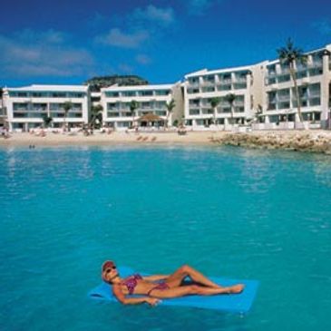 Flamingo Beach Resort in Sint Maarten. Vacation rentals of condos and villas.