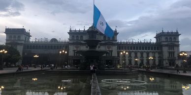 Palacio Nacional de Guatemala en la plaza la constitucion.