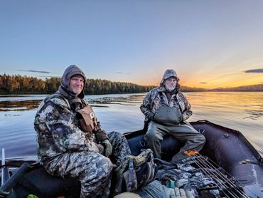 Easy moose hunt, moose hunt on river, DIY moose Hunt, Unguided Moose Western Alaska, free wolf hunt