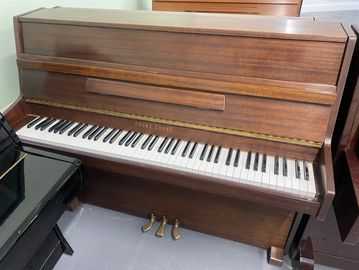 Young Chang piano for sale in Cheshire, Manchester, Liverpool, North Wales, Chester, Preston