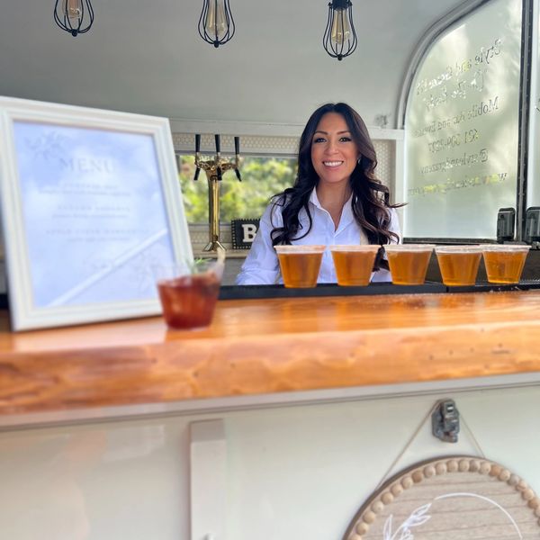 mobile bar, Long Island mobile bar, bar cart on wheels, drinks to go, Nassau county, Suffolk county