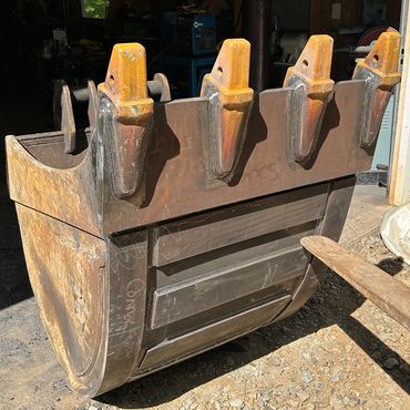excavator bucket rebuild