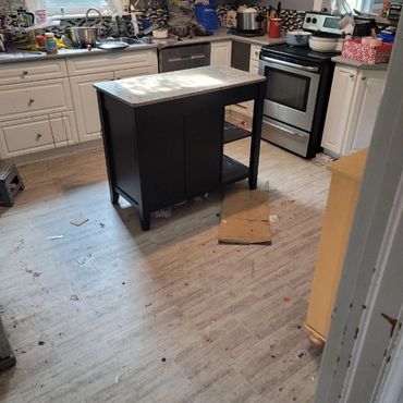 Clean up clutter. Clutter and trash removal.