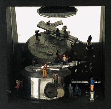 TITLE: #guncontrol
SERIES: “ESCENARIOS”
2018
MIXED MEDIA
6’ X 6’ X 4’