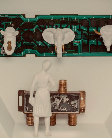 TITLE: #sustainably
SERIES: “ESCENARIOS”
2018
MIXED MEDIA
8’ X 8’ X 4