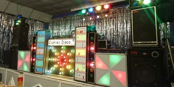 Experienced DJ, weddings, birthdays, parties, retro disco parties, children's entertainer