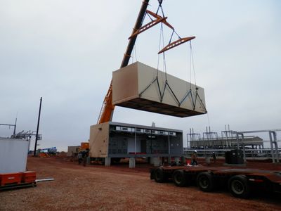 PCES modular equipment building serving the fracking industry