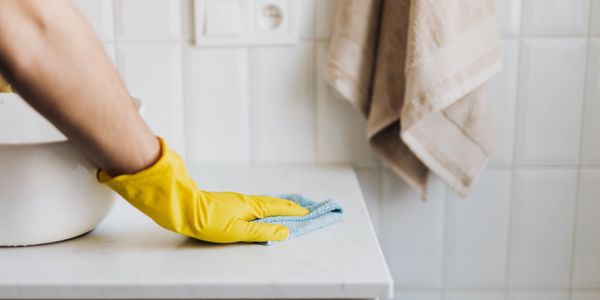 bathroom cleaning in Toronto