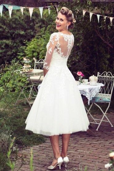 Brighton Belle Bonnie plus size tea length short wedding dress