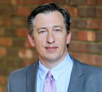 Headshot of Bradd Kimes, financial advisor with Compass Capital Management in Columbia, TN.