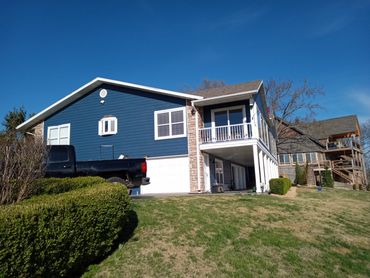 Exterior painting by the lake